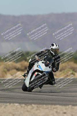 media/Oct-13-2025-Moto Forza (Mon) [[a66d839500]]/4-C Group/Session 3 (Turn 16)/